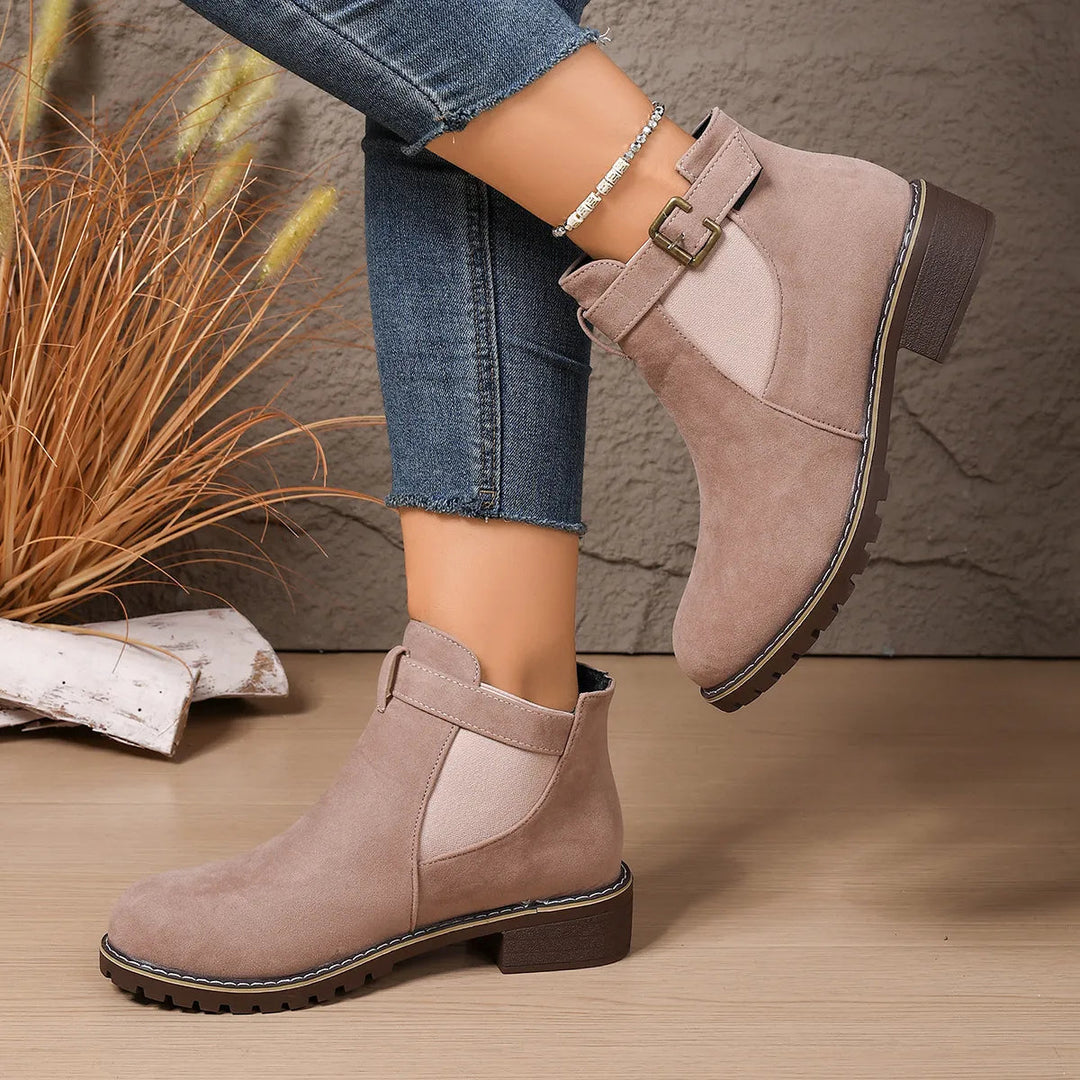 Gisarae - Elegant Vintage Style Flat Leather Ankle Boots
